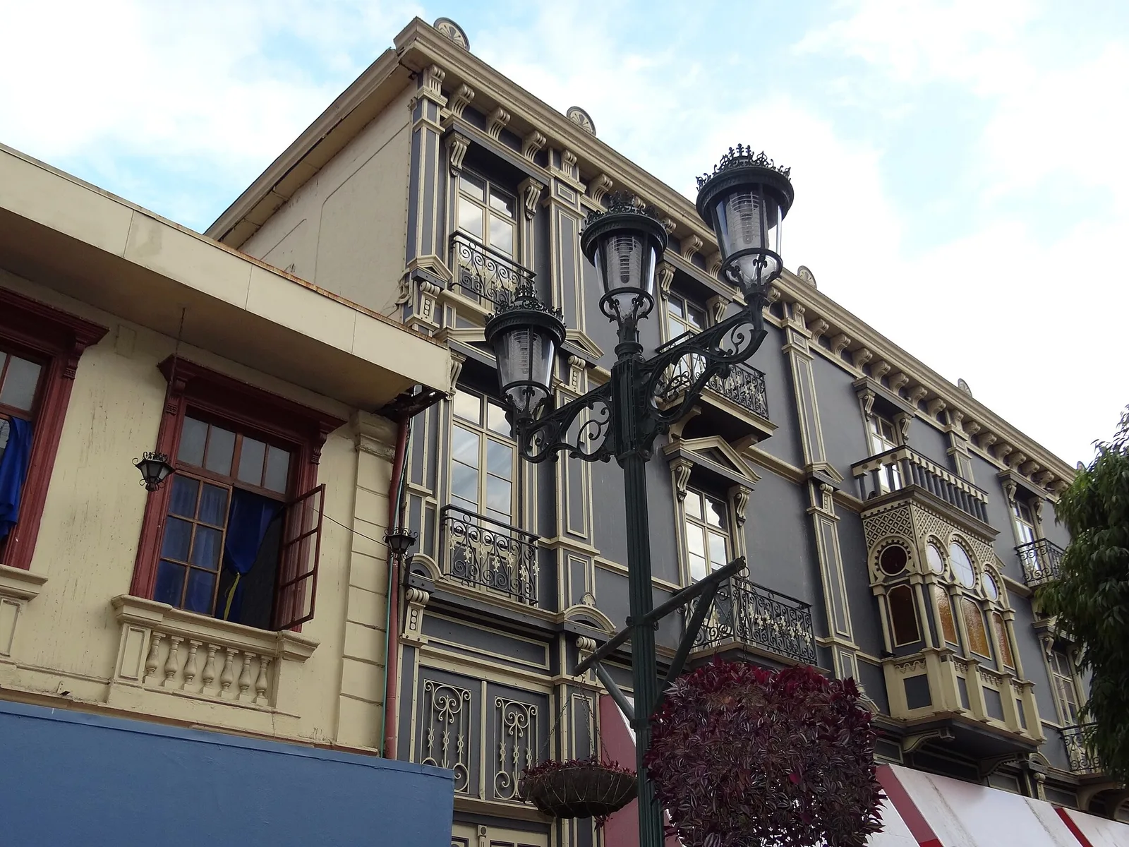 Architectural details in downtown San Jose